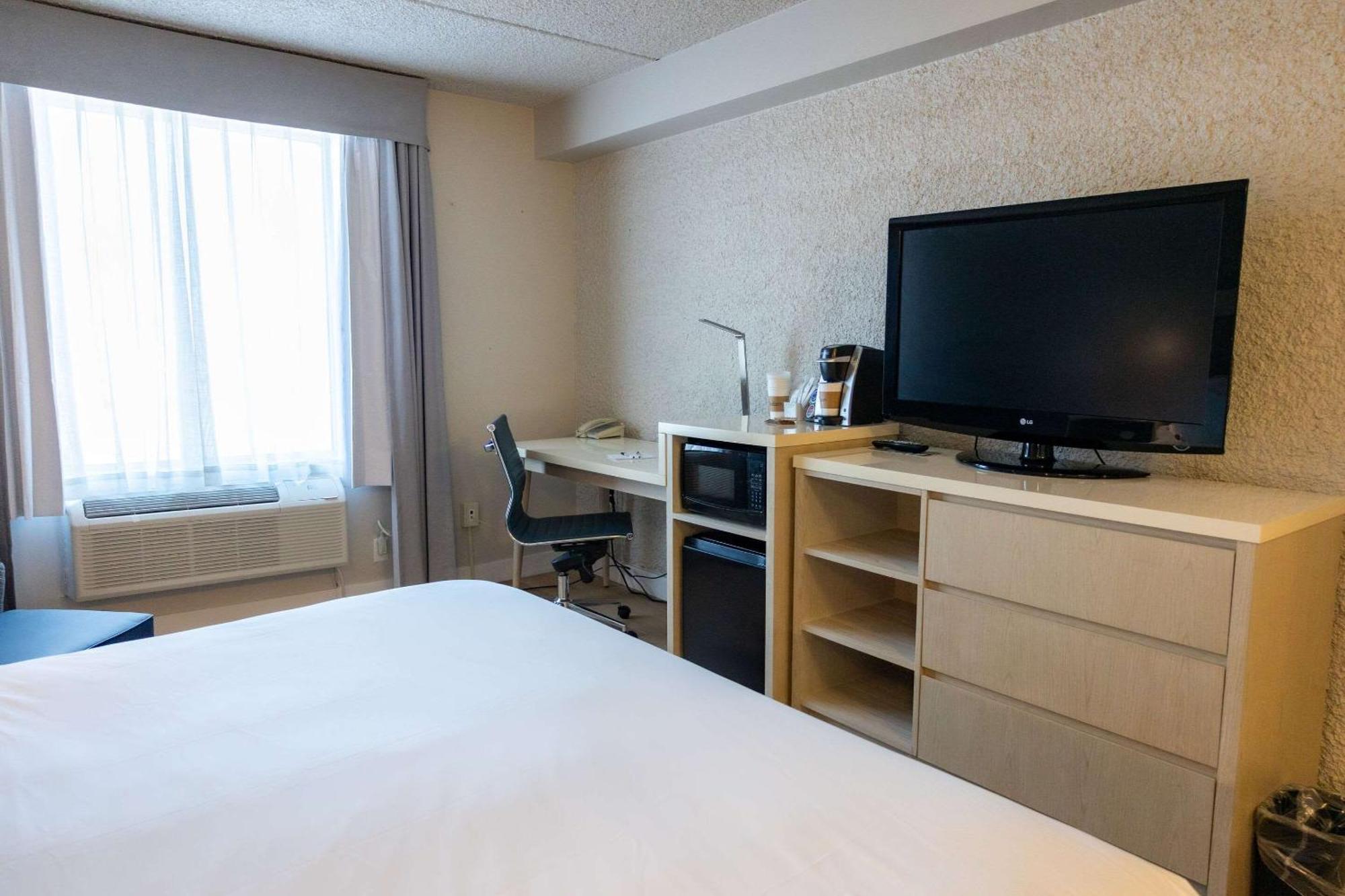 Radisson Hotel Fort St John Fort St. John Ngoại thất bức ảnh