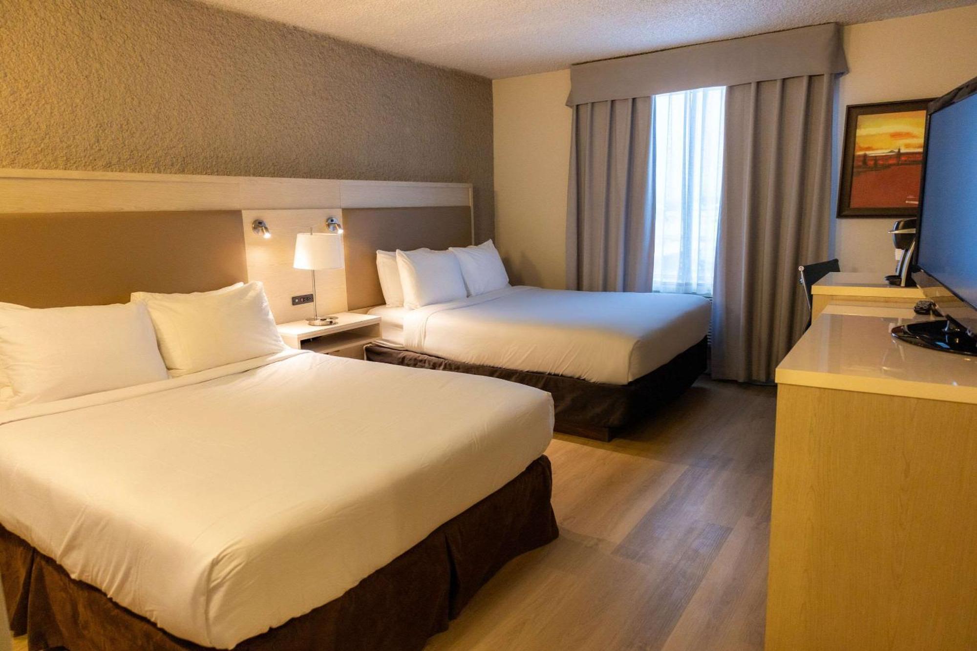 Radisson Hotel Fort St John Fort St. John Ngoại thất bức ảnh