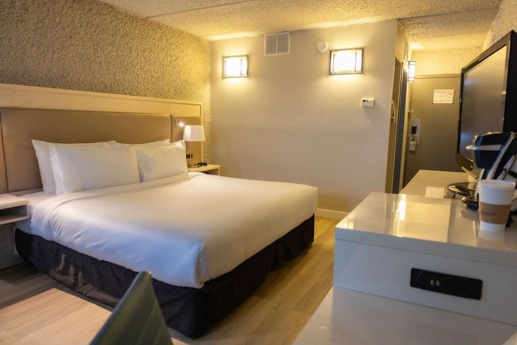 Radisson Hotel Fort St John Fort St. John Ngoại thất bức ảnh